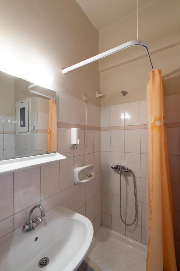 Hotel Ntinas Tríkala Zewnętrze zdjęcie