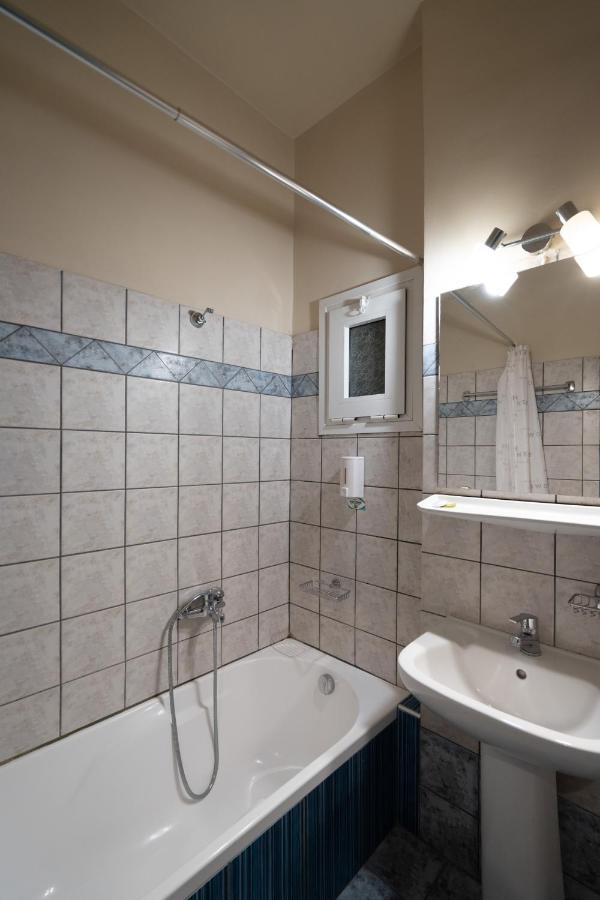Hotel Ntinas Tríkala Zewnętrze zdjęcie